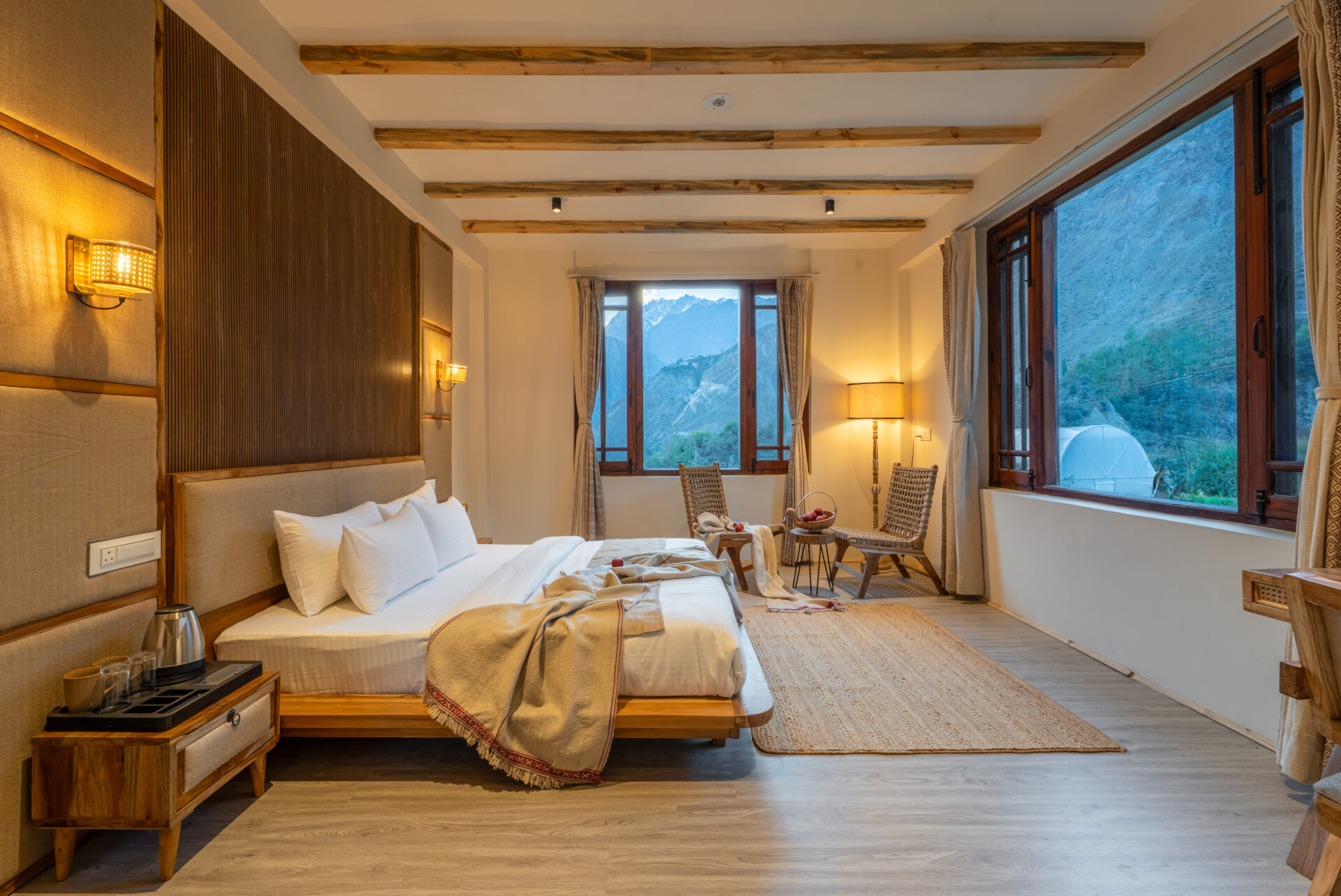 where to stay in Sissu